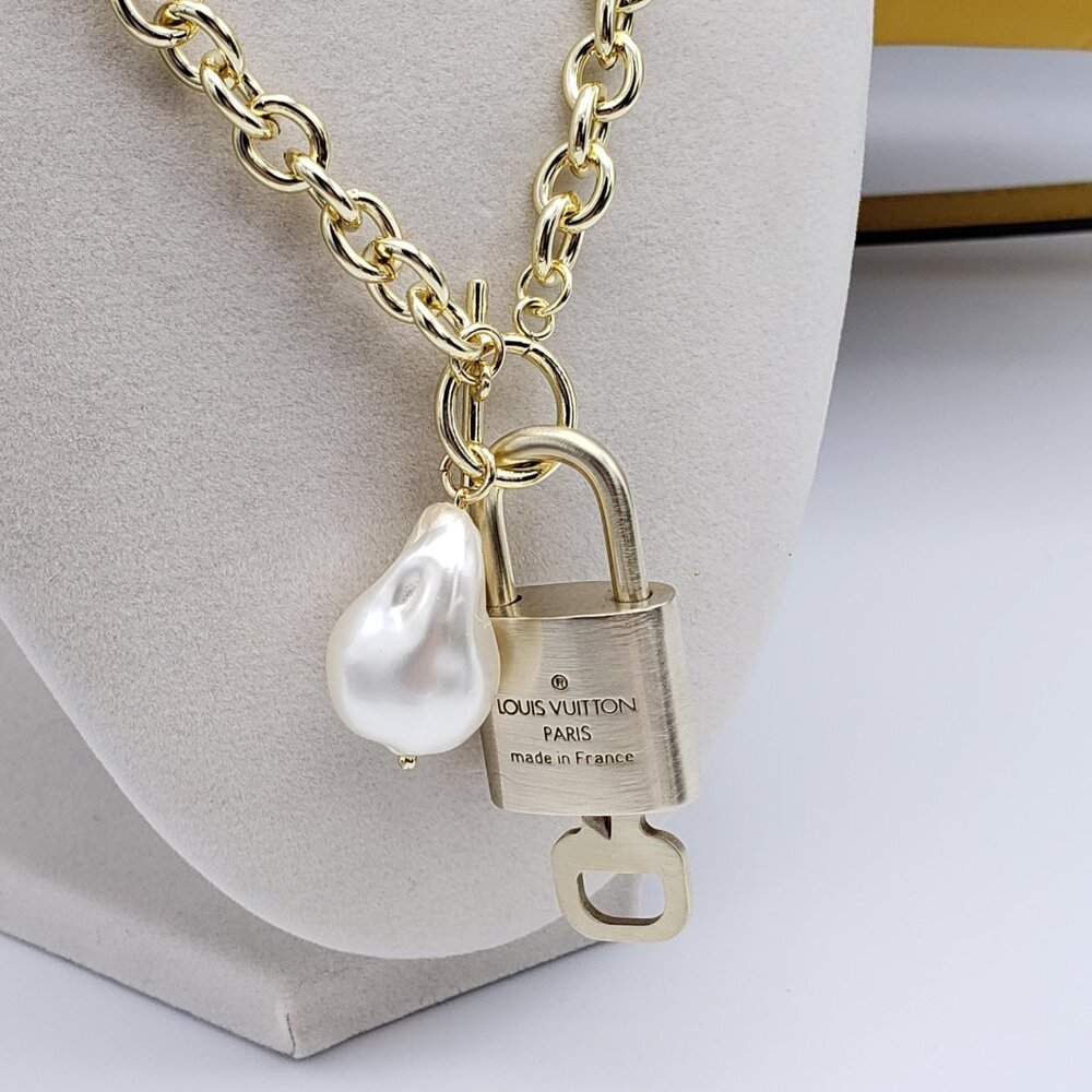 Authentic Louis Vuitton Gold Padlock w/unbranded 16k Gold Plated Stainless Steel - Picture 7 of 16